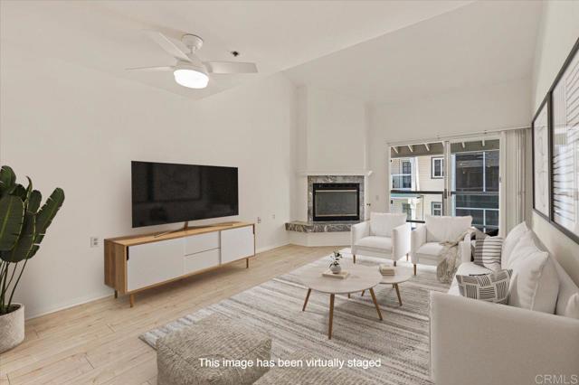 1560 Circa Del Lago # D301