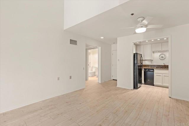 1560 Circa Del Lago # D301