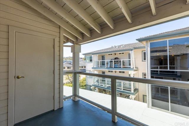 1560 Circa Del Lago # D301