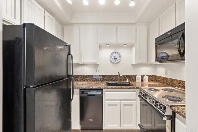 1560 Circa Del Lago # D301