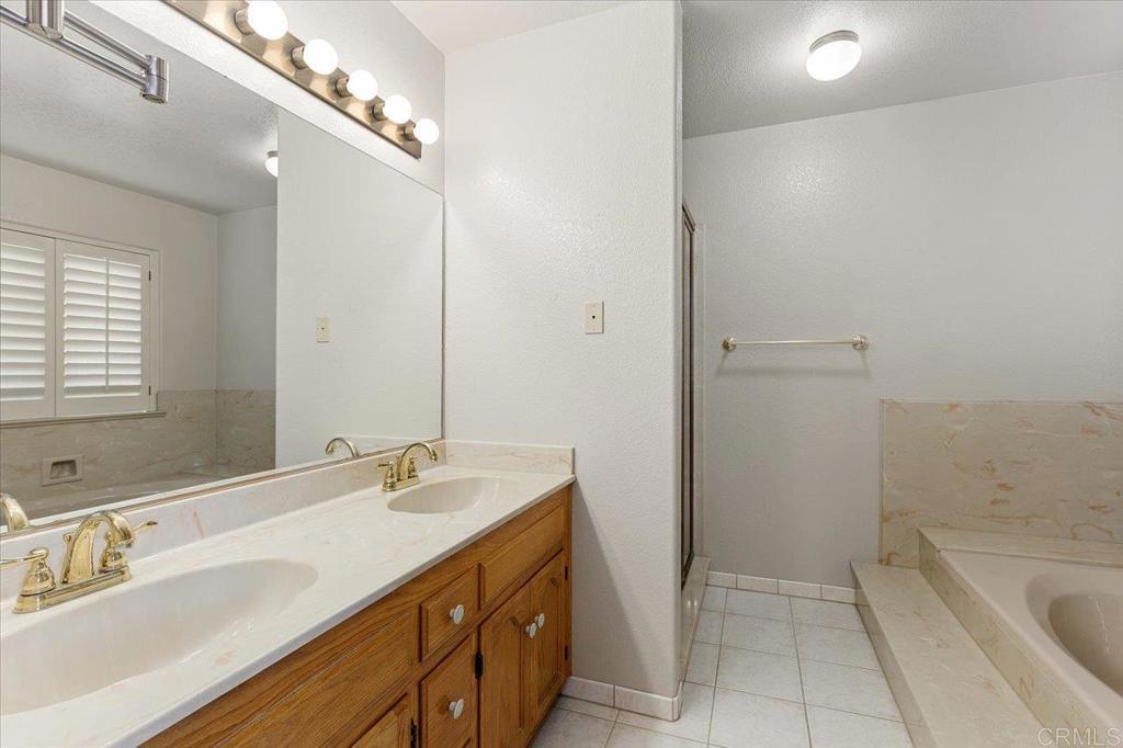 1319 Independence Way