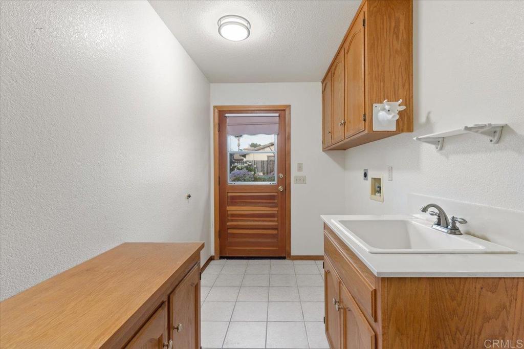 1319 Independence Way