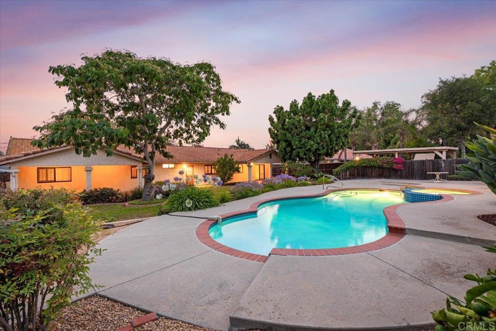 1319 Independence Way