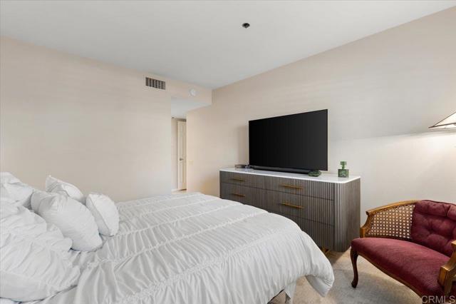 1682 Circa Del Lago # A110