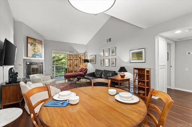 1560 Circa Del Lago # D303