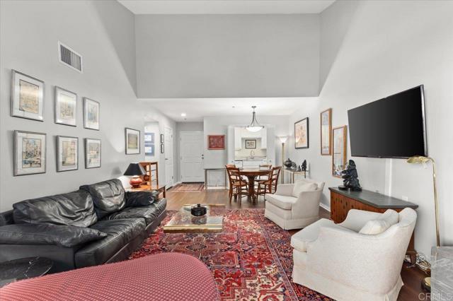 1560 Circa Del Lago # D303