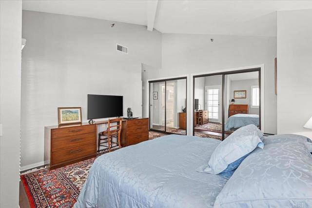 1560 Circa Del Lago # D303