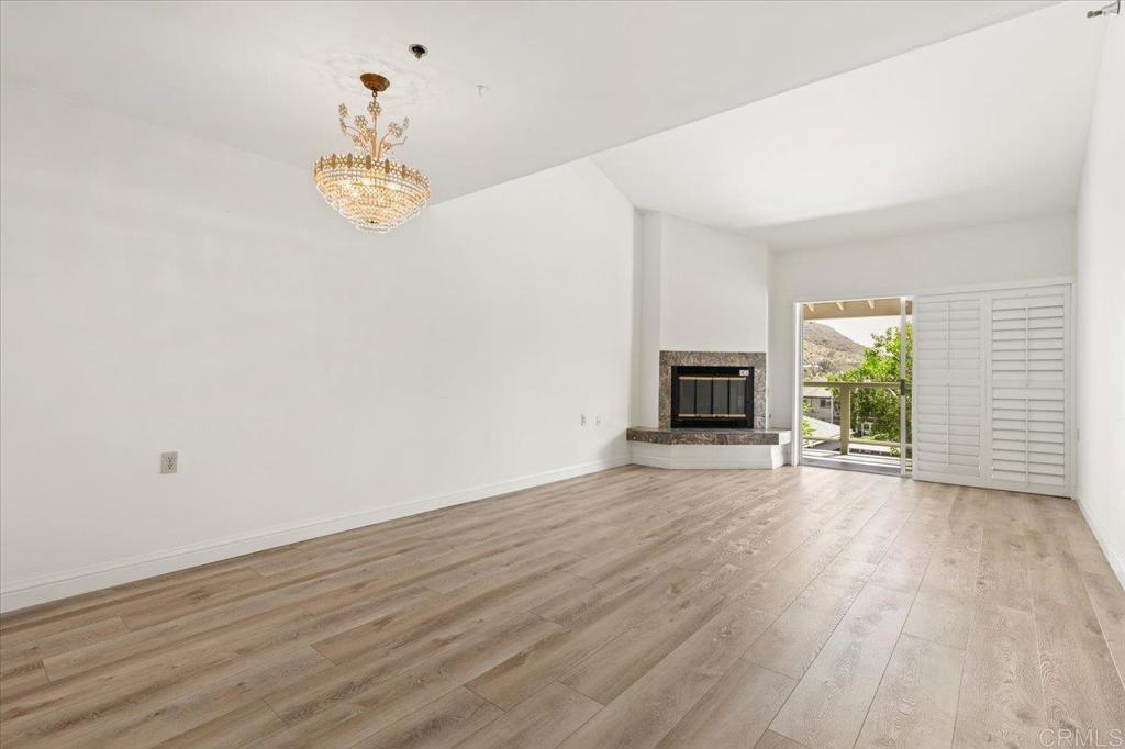 1508 Circa Del Lago B311