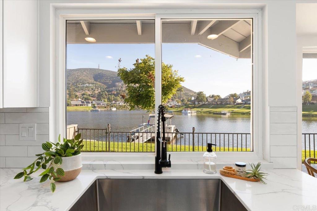 1539 Via Brisa Del Lago