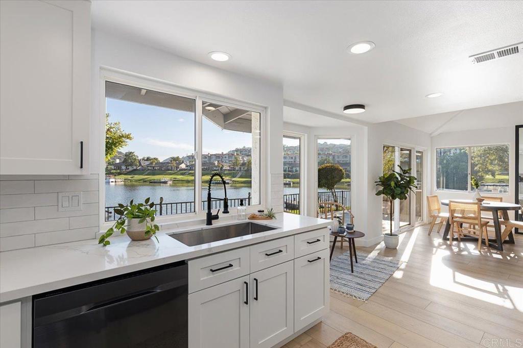 1539 Via Brisa Del Lago