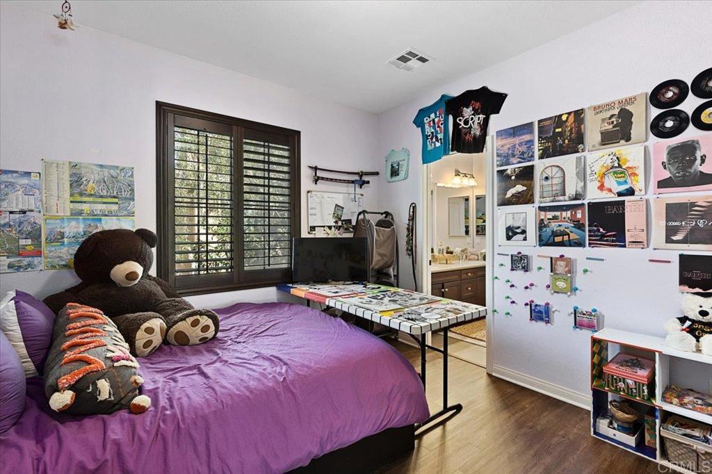 8408 Christopher Ridge