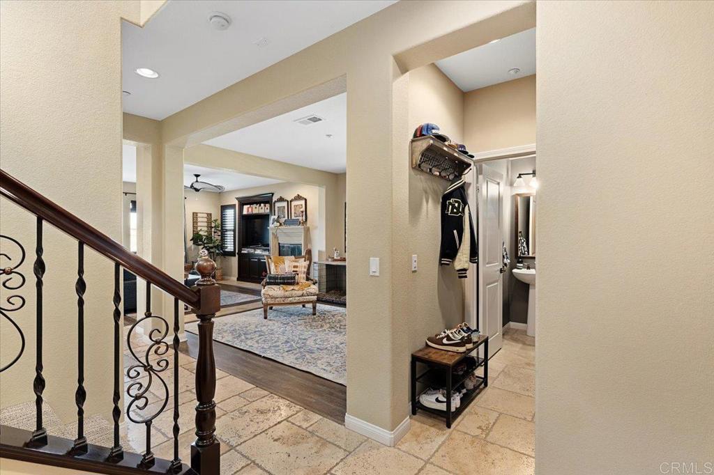 8408 Christopher Ridge