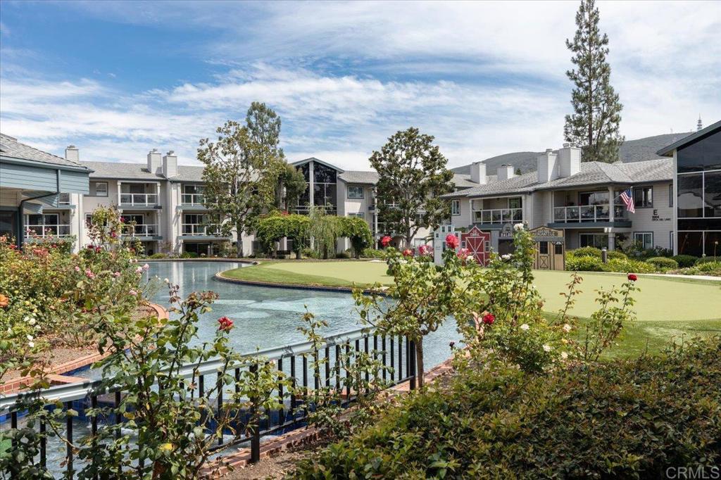 1682 Circa Del Lago A101