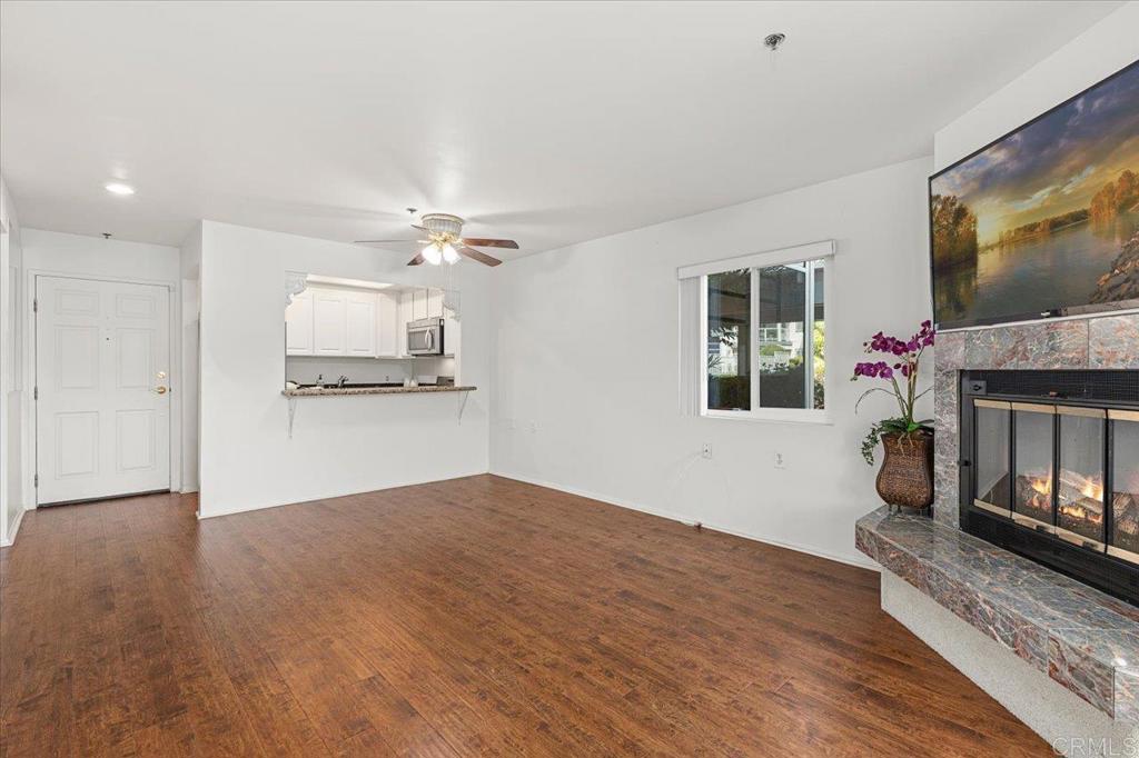 1682 Circa Del Lago A101