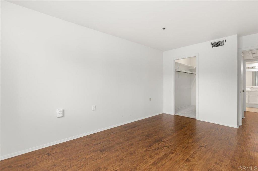 1682 Circa Del Lago A101