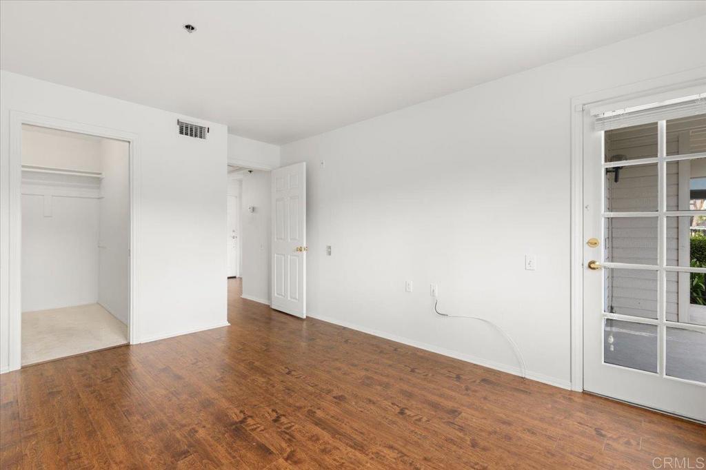 1682 Circa Del Lago A101