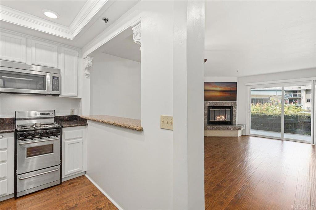 1682 Circa Del Lago A101