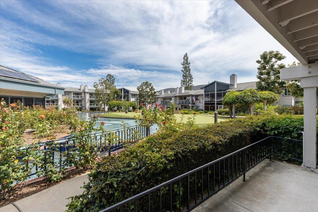 1682 Circa Del Lago A101