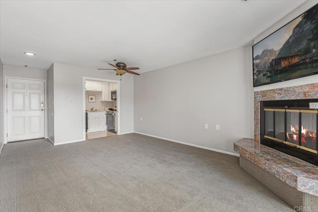 1508 Circa Del Lago B209