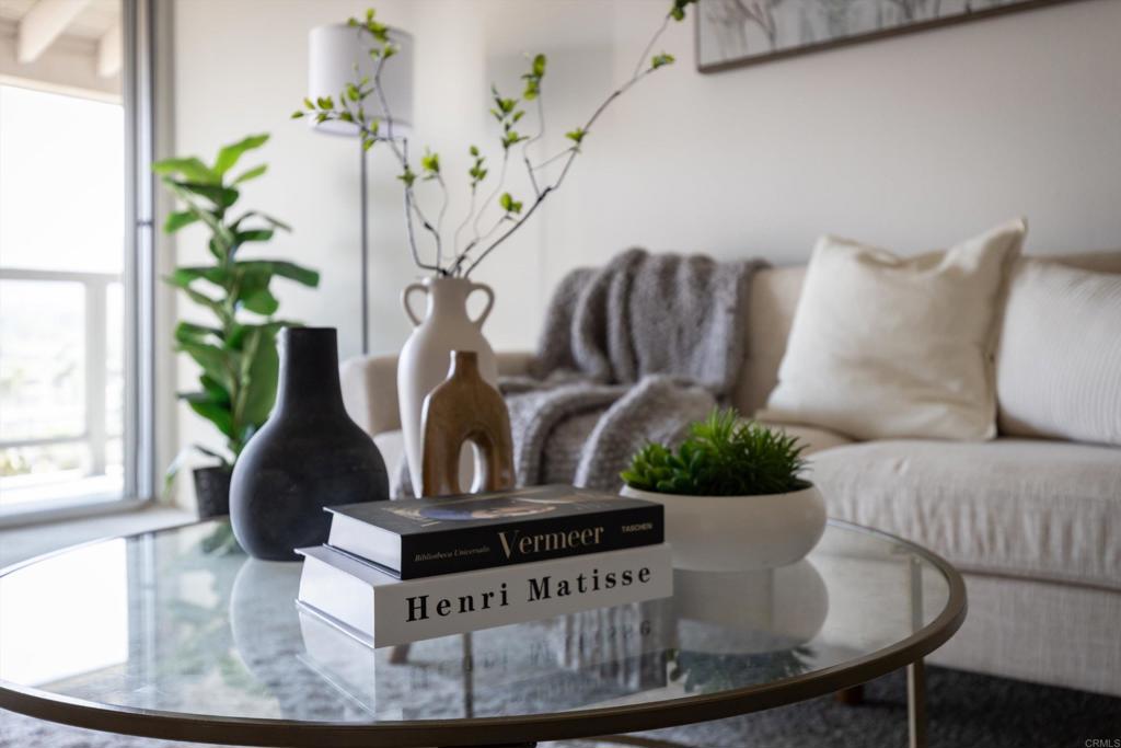 1560 Circa Del Lago D302