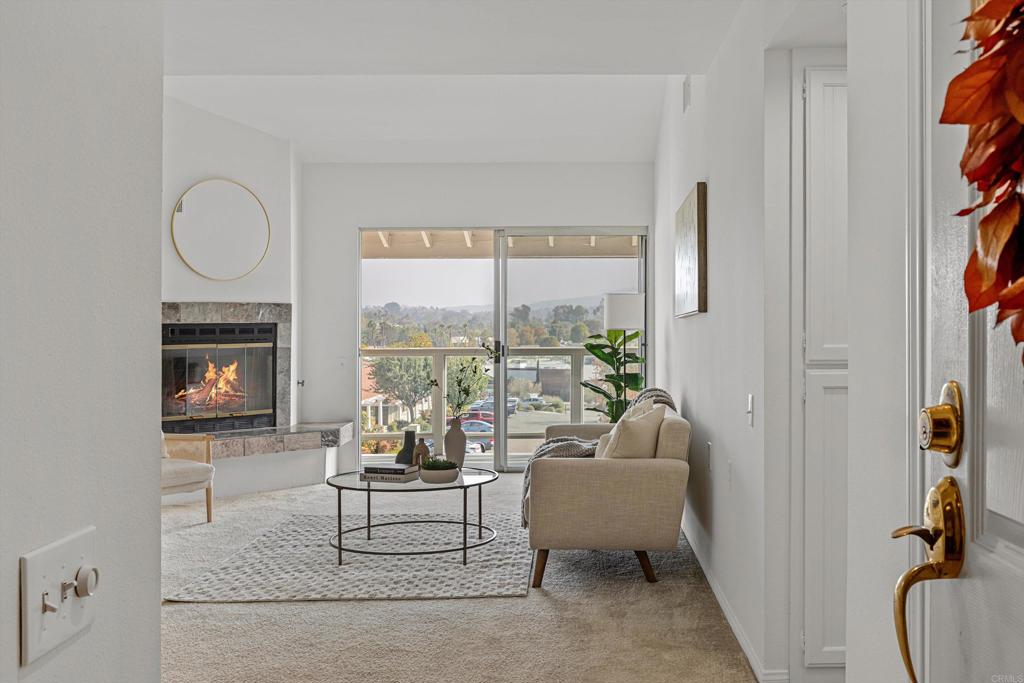 1560 Circa Del Lago D302