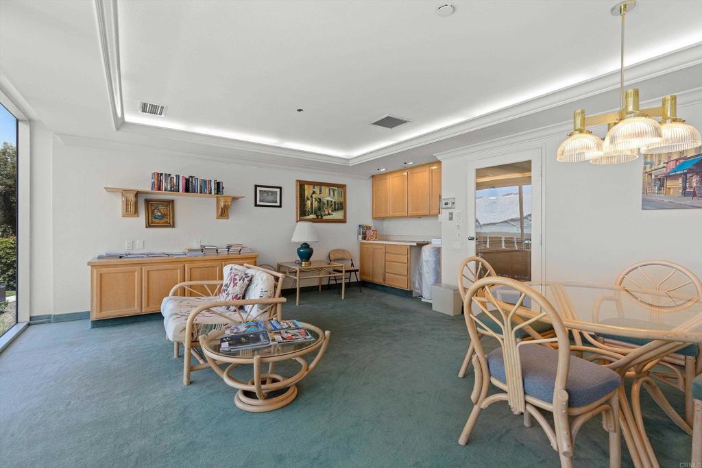 1664 Circa Del Lago E105