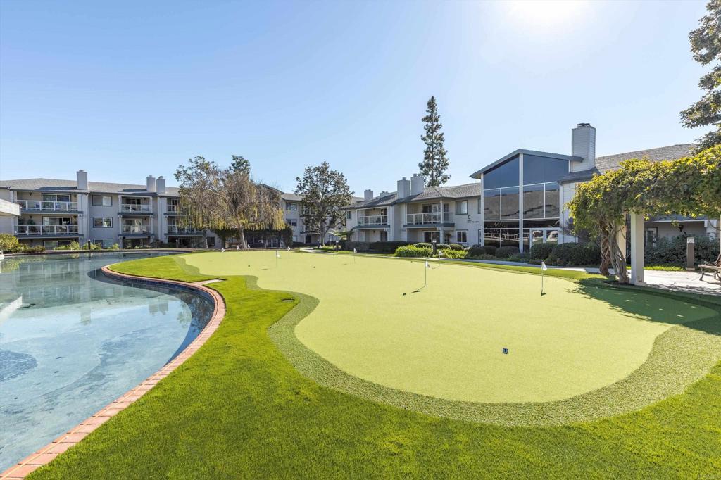 1664 Circa Del Lago E105