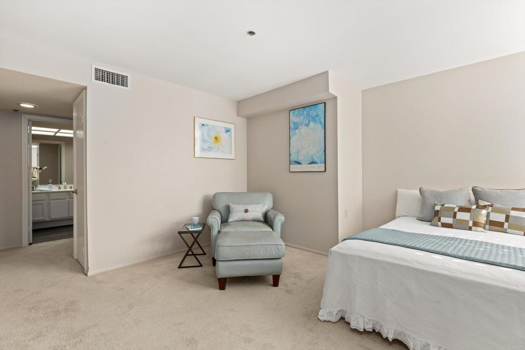 1664 Circa Del Lago E105