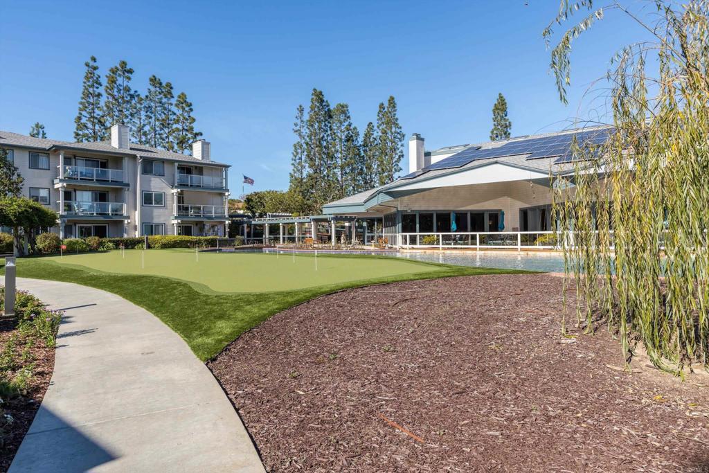 1664 Circa Del Lago E105