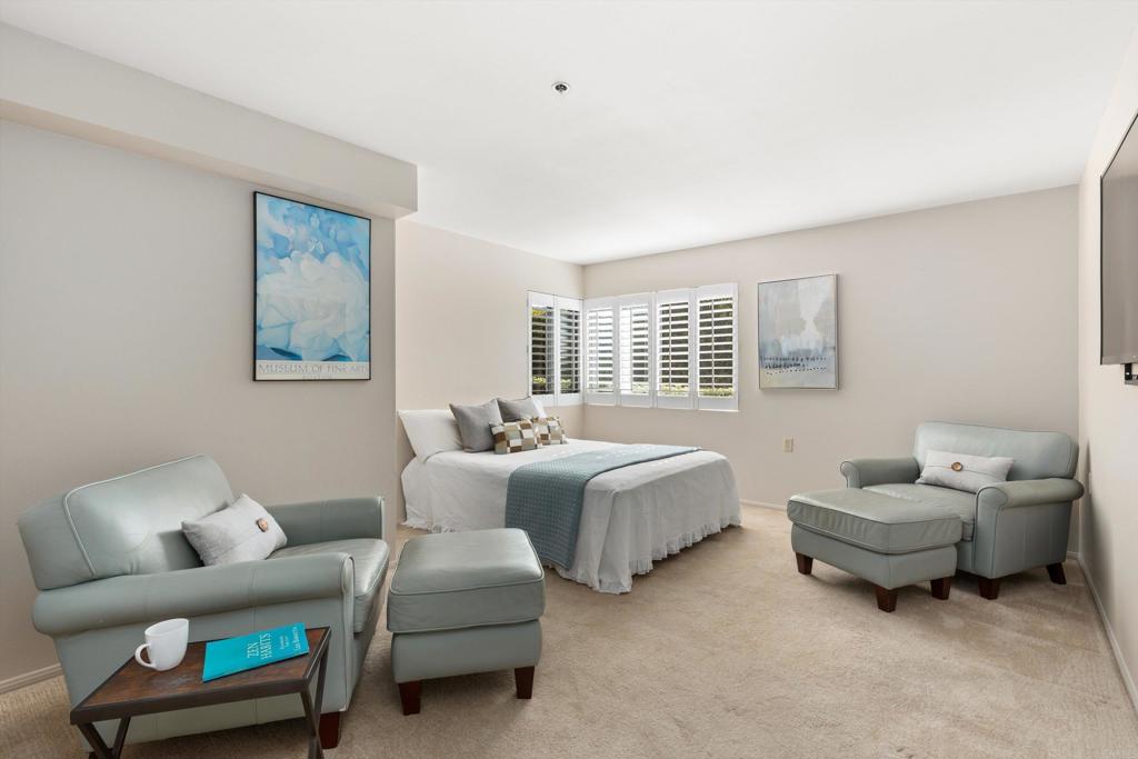 1664 Circa Del Lago E105