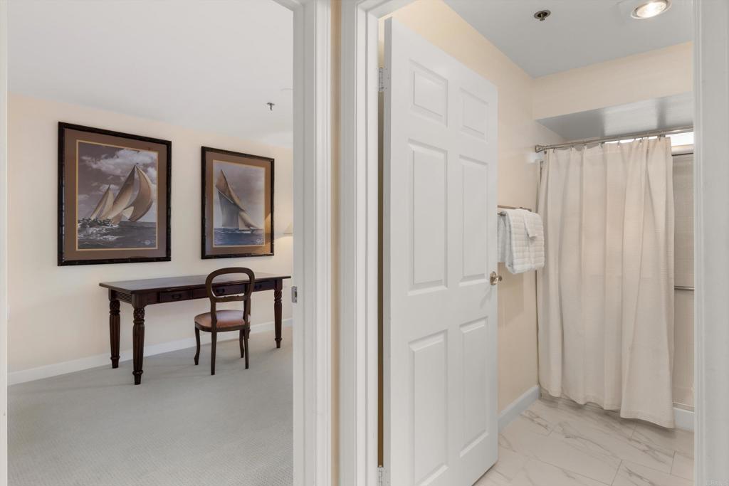 1560 Circa Del Lago D104