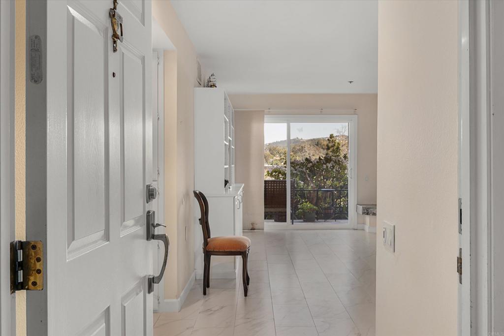 1560 Circa Del Lago D104