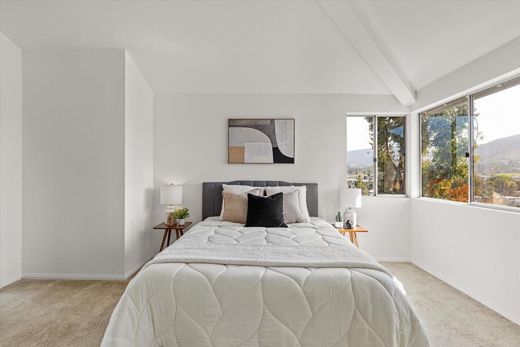 1560 Circa Del Lago D304