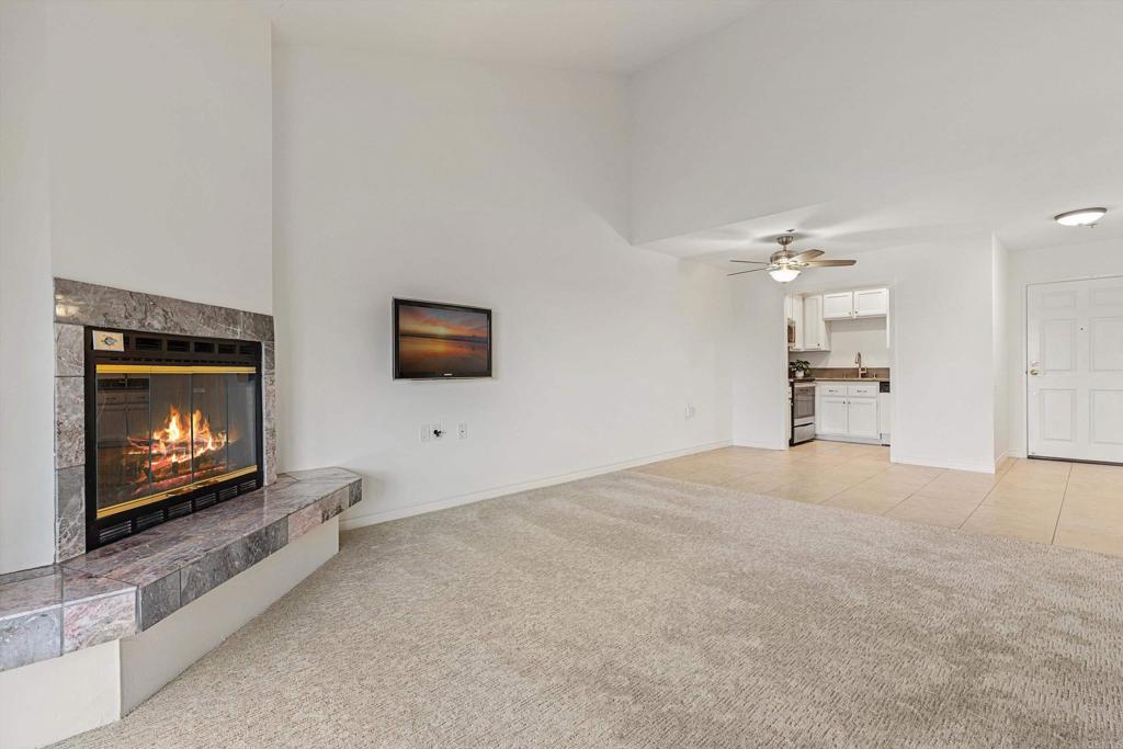 1560 Circa Del Lago D304