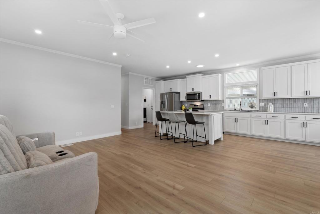 1286 Discovery Street 130