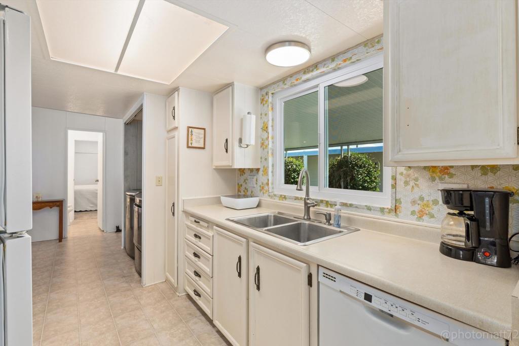 650 S Rancho Santa Fe Road 105