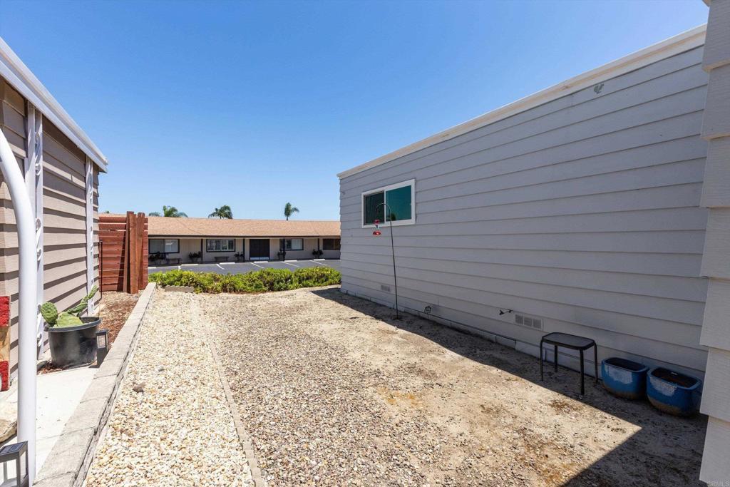 650 S Rancho Santa Fe Road 105