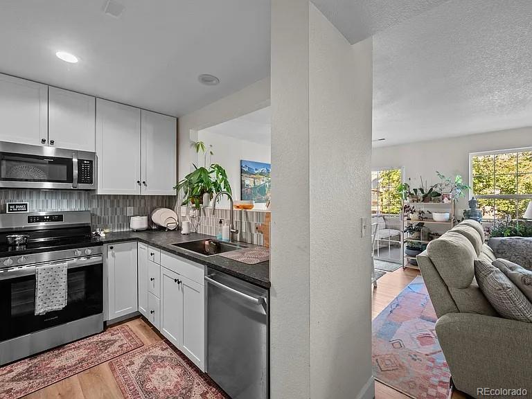 7925 S Kittredge Street