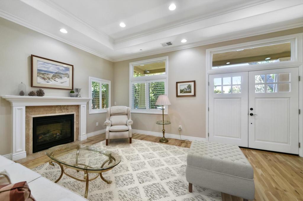 2823 Cardinal Lane