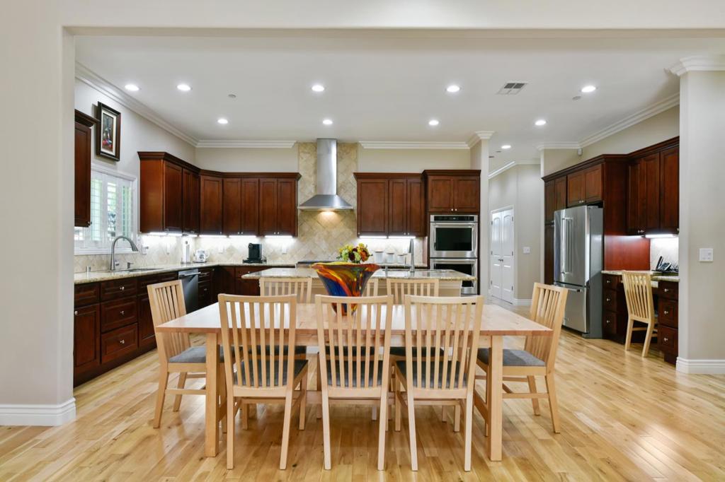 2823 Cardinal Lane