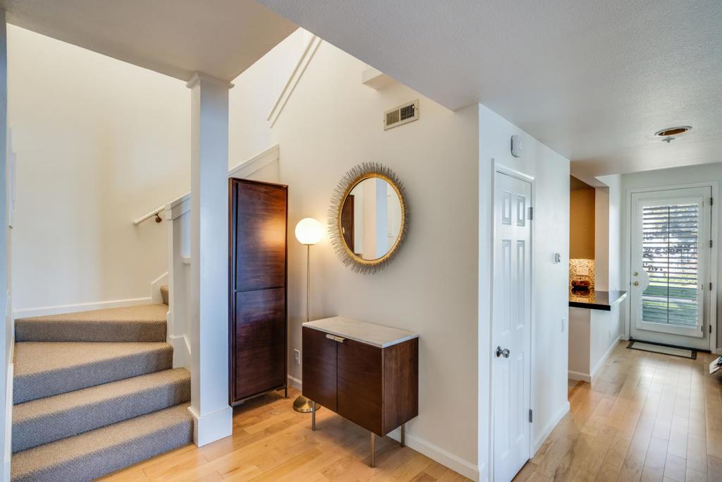 702 Mendocino Way