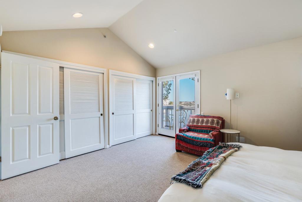 702 Mendocino Way