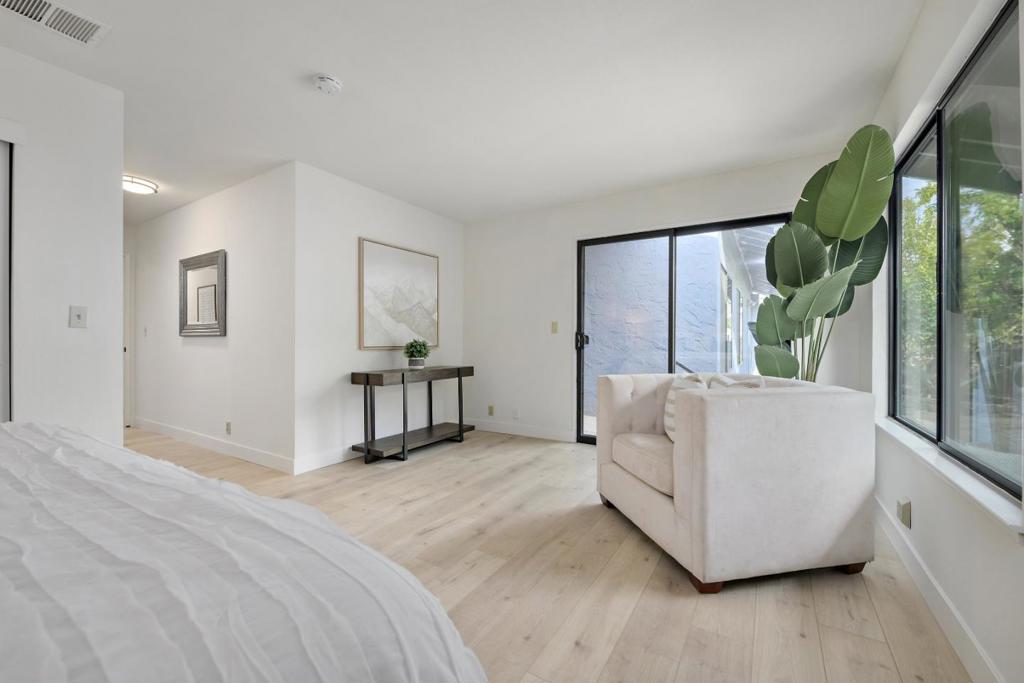 776 Bain Place