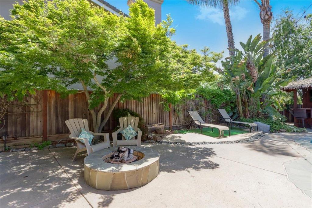 2530 Magnolia Way
