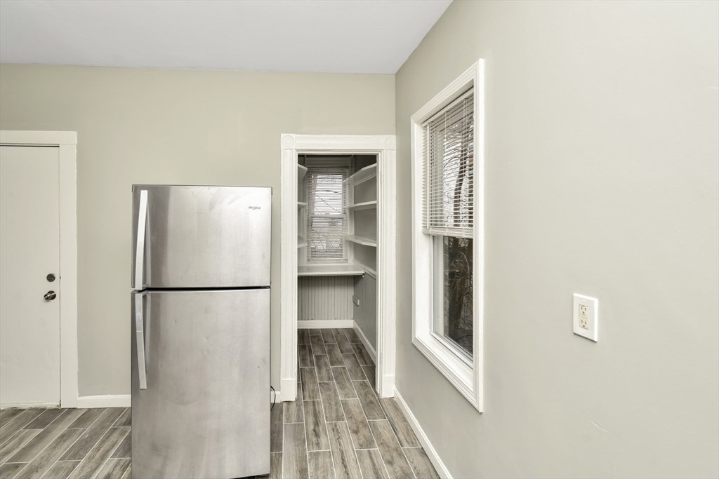 6 Coleman St # 2