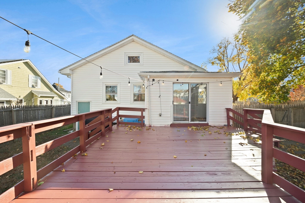 11 Winona Street