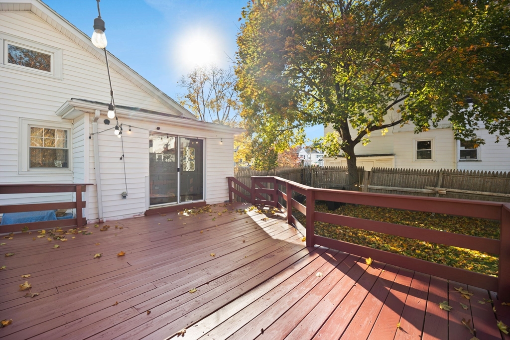 11 Winona Street