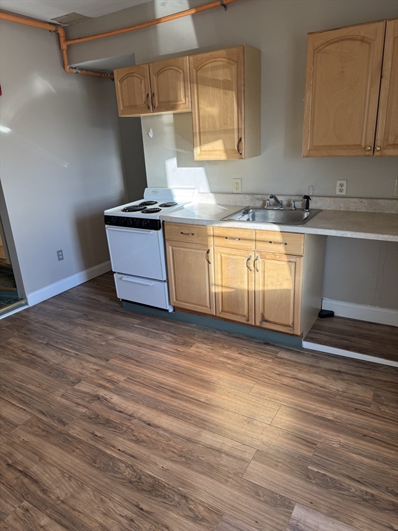 41 Dunham St # 3R