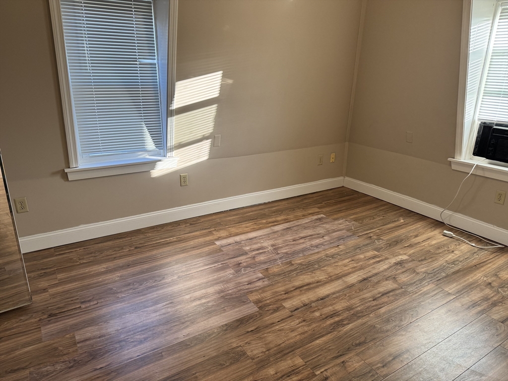 41 Dunham St # 3R
