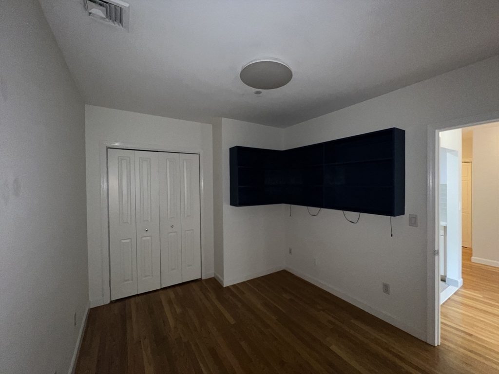 75 Clarendon # 208